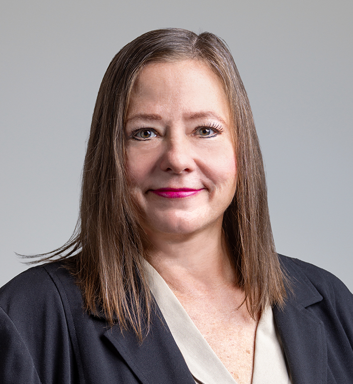 L.A. Fuess Partners Employee Headshot of Sue Ingram