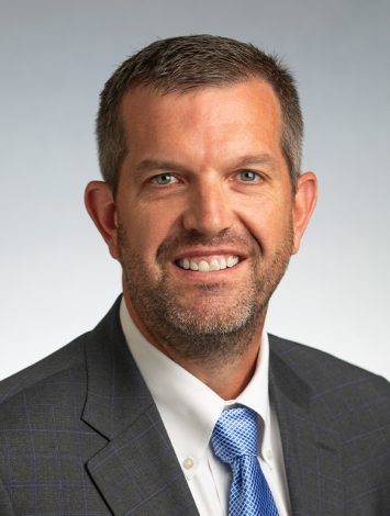 L.A. Fuess Partners Employee Headshot of Travis Piesker